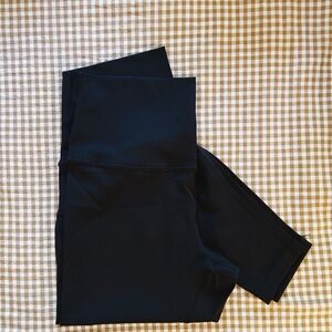 Lululemon Black Wunder Under Leggings